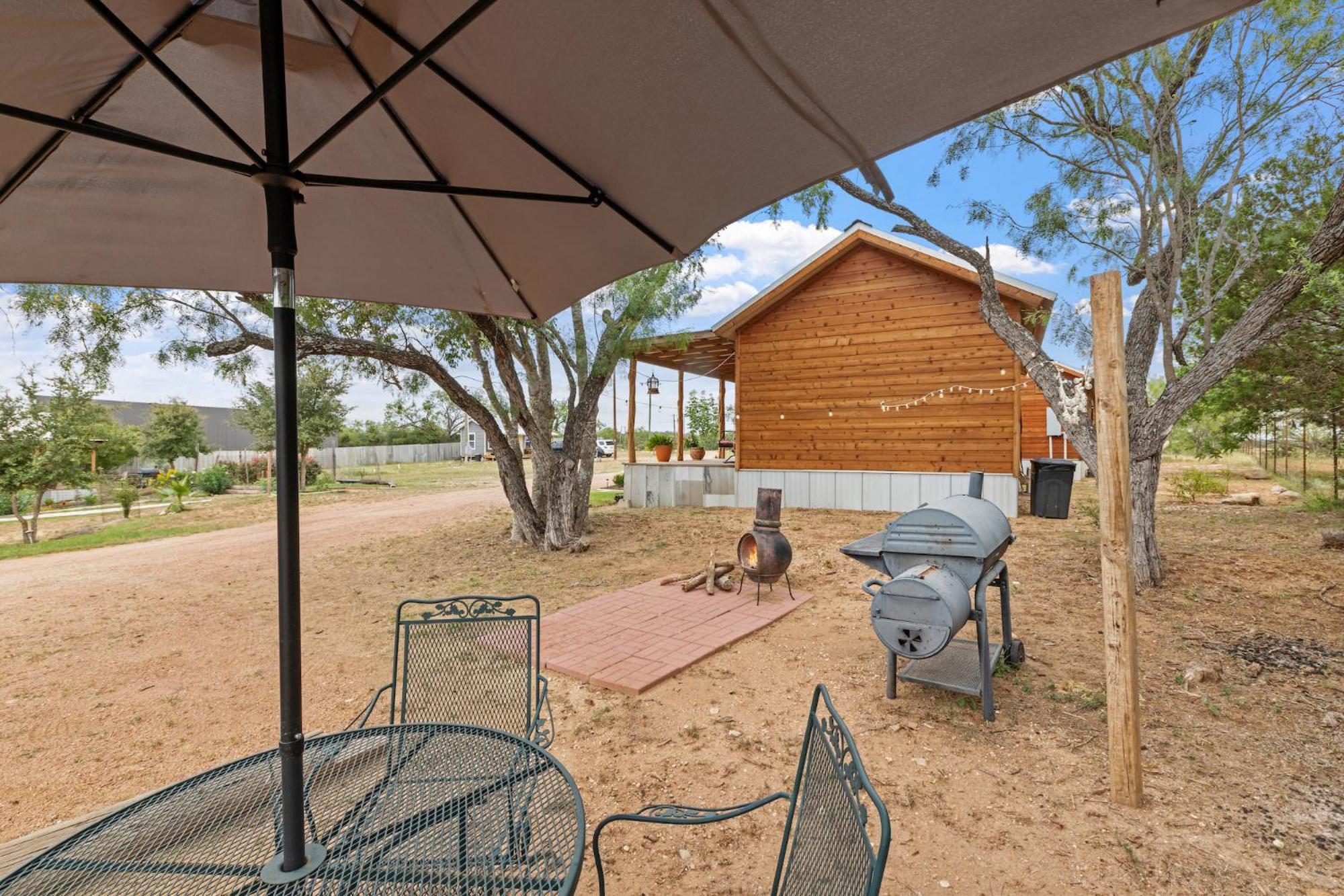 פרדריקסברג Hr Cabin 4 - The Sunflower Cottage מראה חיצוני תמונה